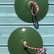 Pair of vintage hanging in green emailled tole 24 cm E14 sleeve
