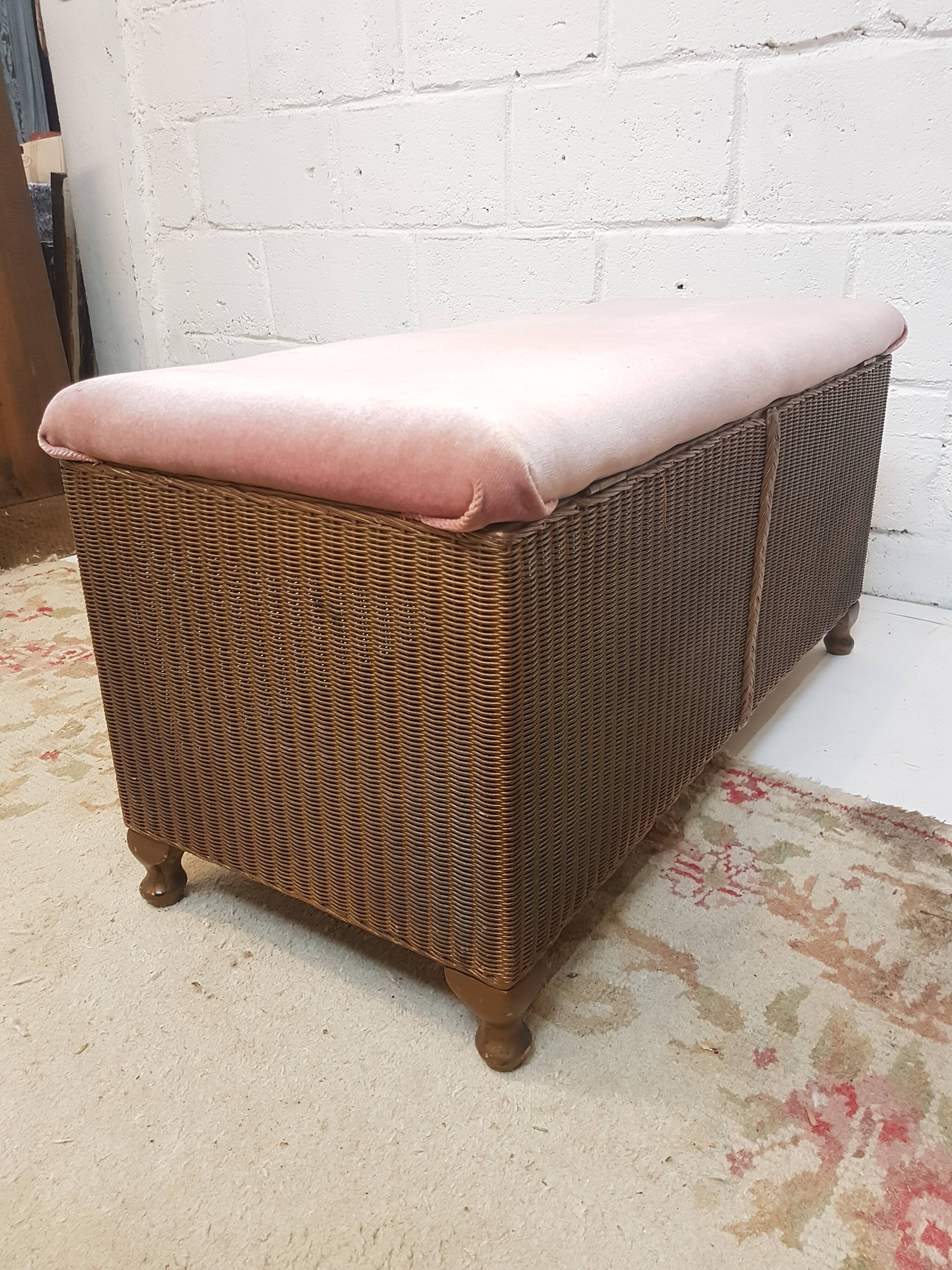 Lloyd loom chest bench