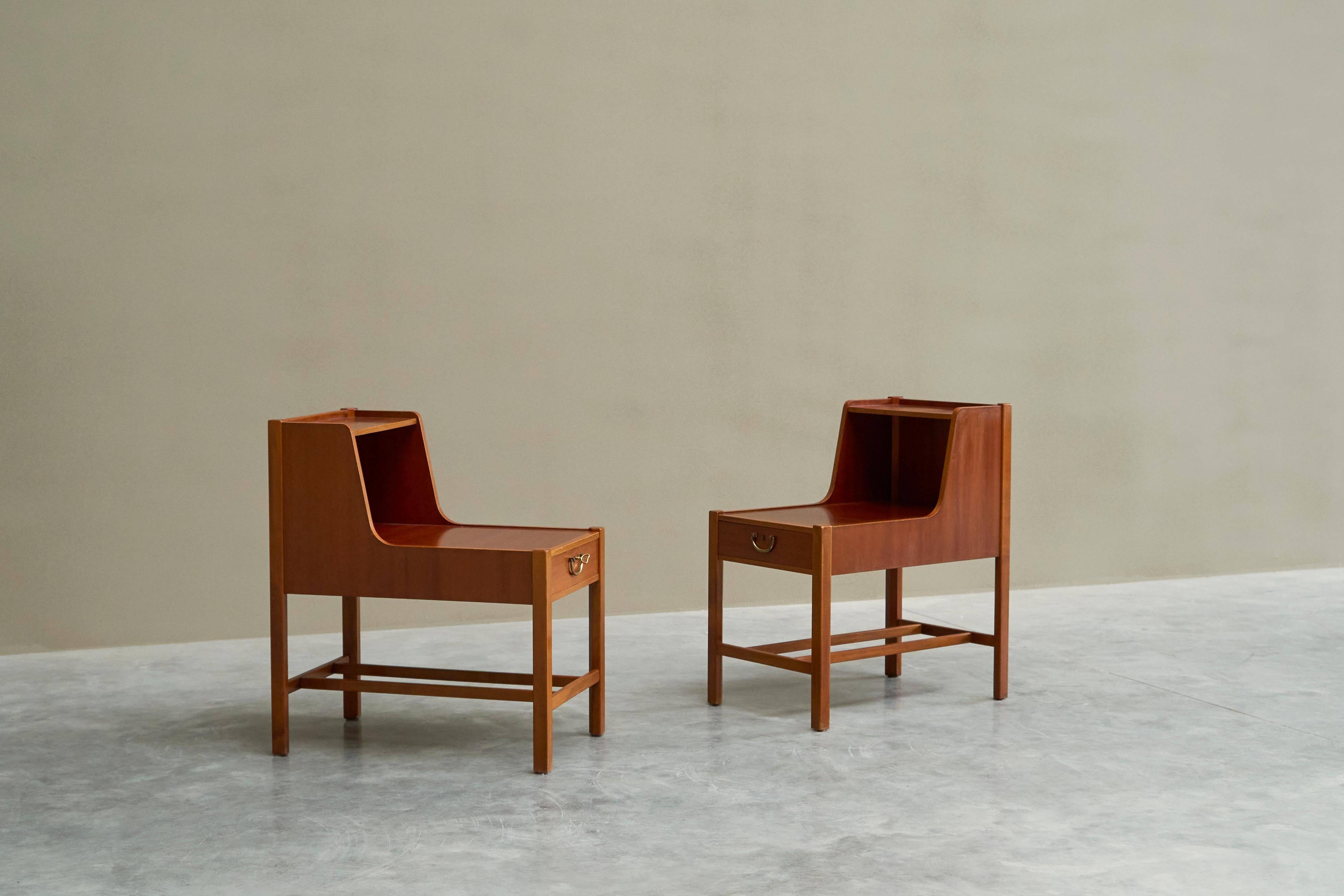 Pair of bedside tables by Nordiska Kompaniet in teak, 1952, by David Rosén.
