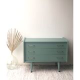 Vintage dresser