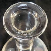 Carafe en verre soufflé et gravé