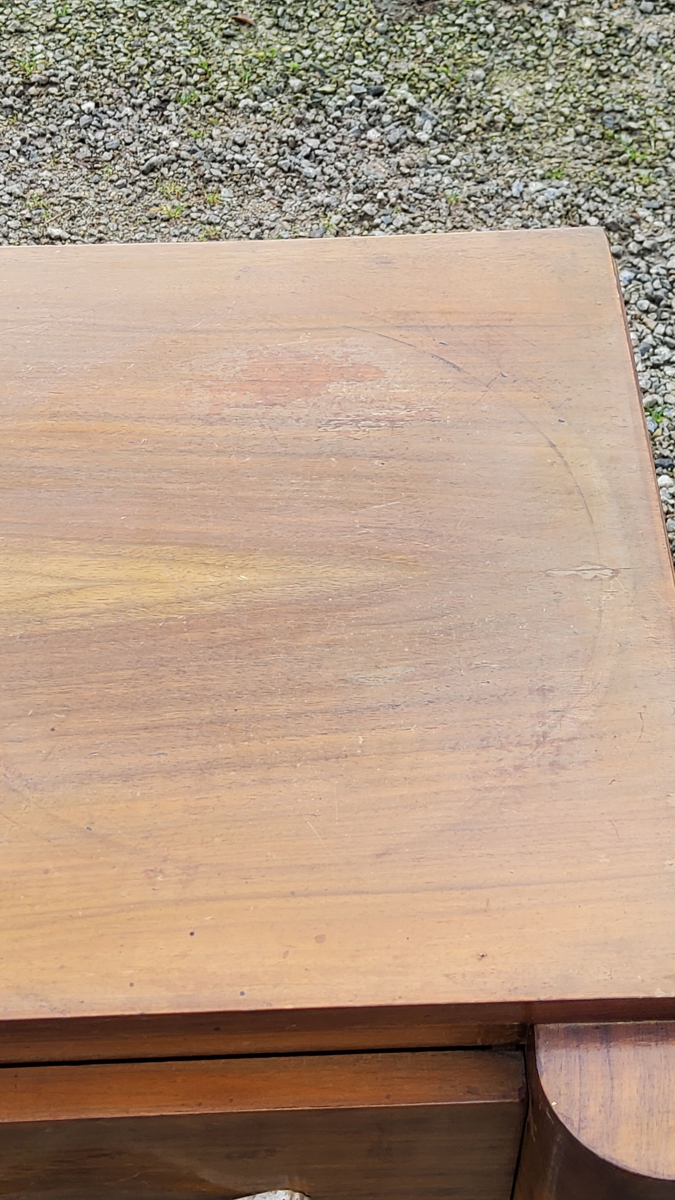 Art Deco chest of drawers from the 30s-40s in walnut 3 drawers