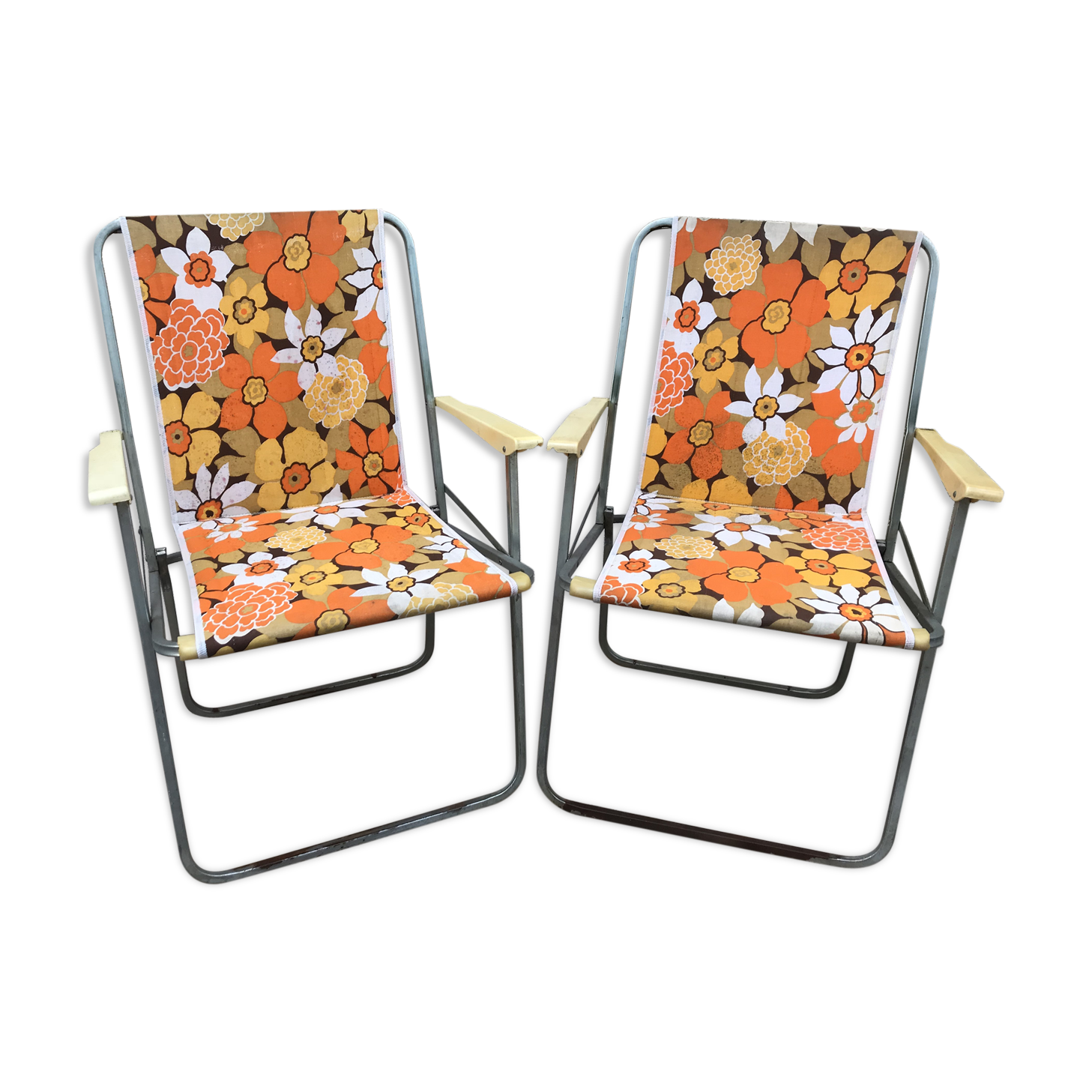 Pair of folding metal lerolin chairs in 70's fabric