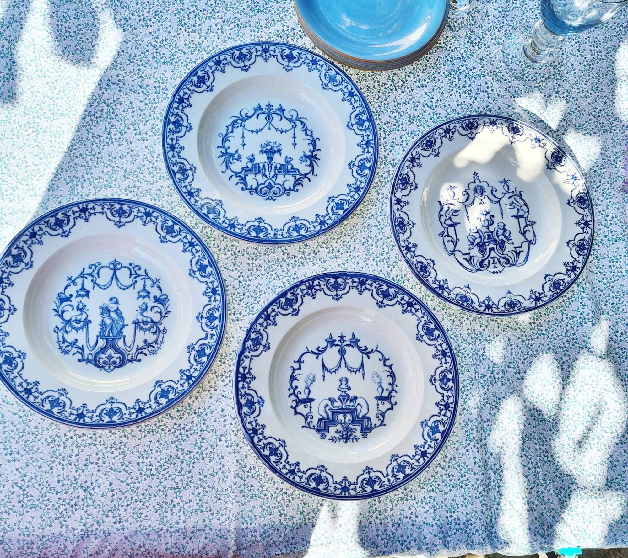 Set of 4 old hollow plates vieillard bordeaux model moustiers