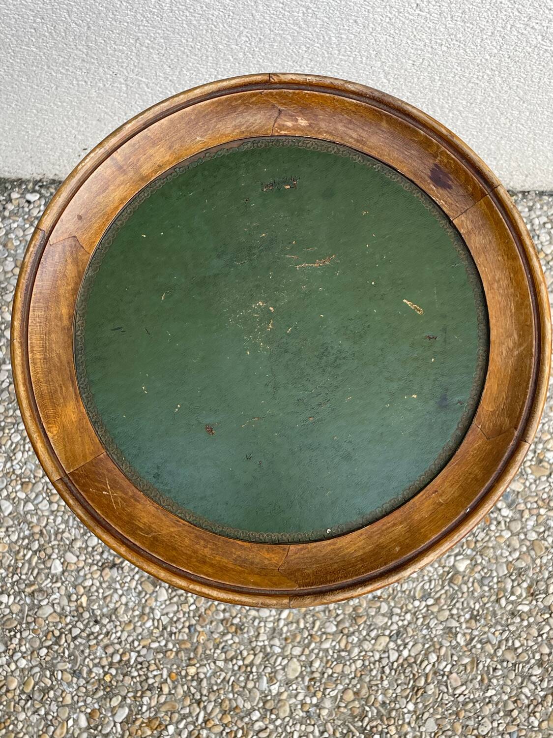 Vintage tripod pedestal table