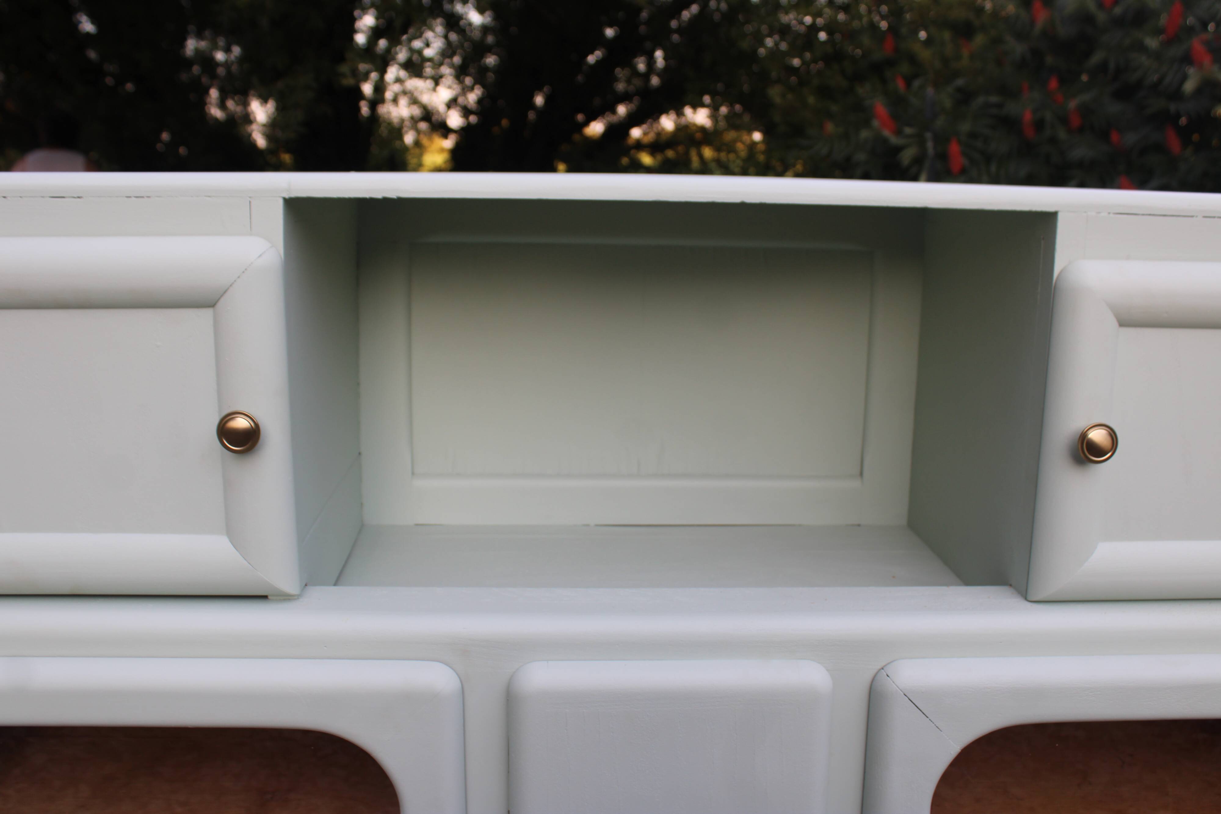 Renovated vintage buffet – Celadon Green Libéron