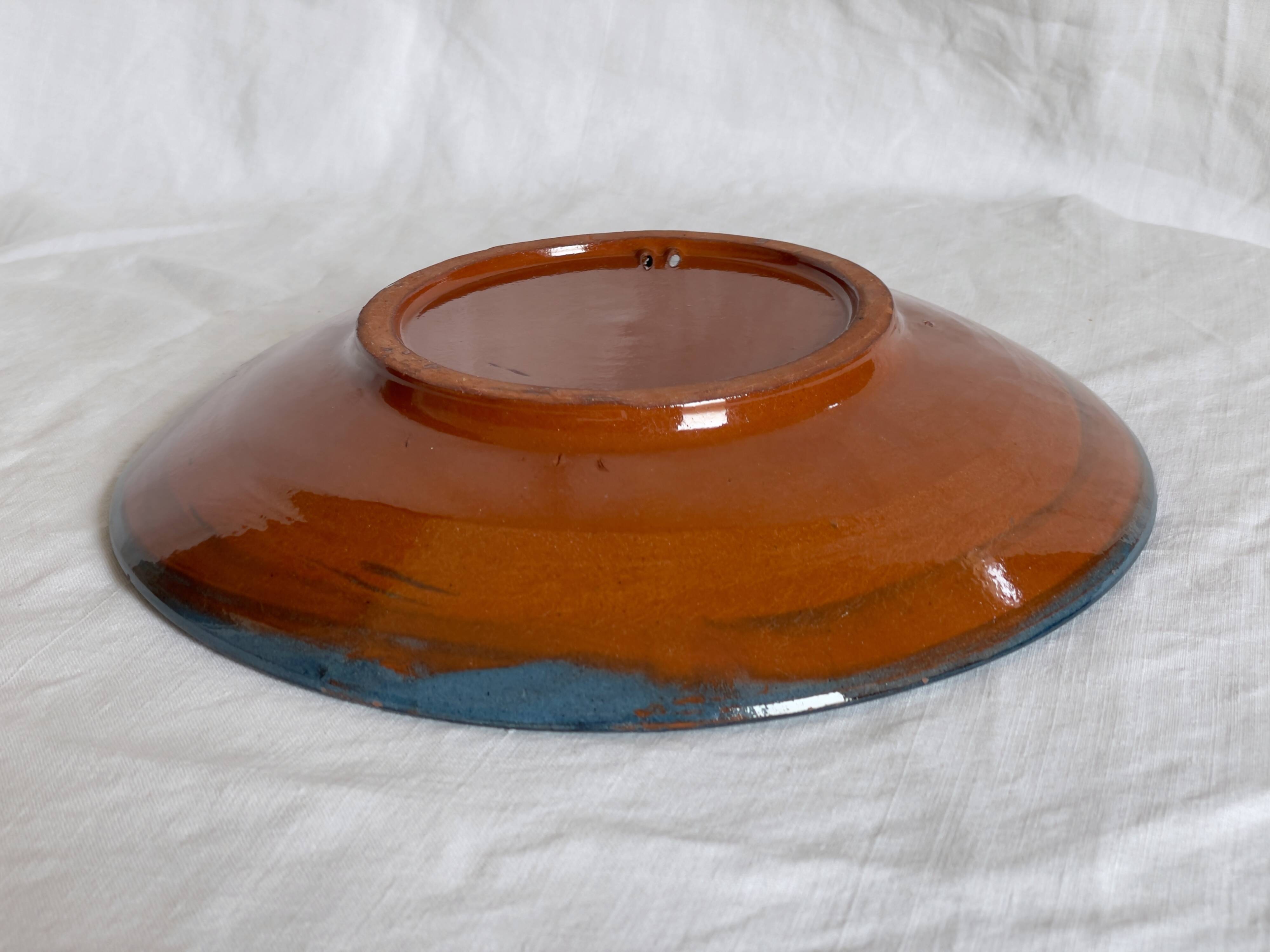 Lluís Puigdemont handcrafted dish -unsigned- 1960s in glazed ceramic