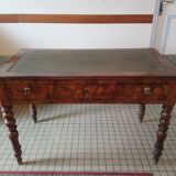Louis Philippe mid-size mahogany desk