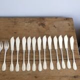 Set de 12 fourchettes & 12 couteaux à poisson en métal argenté