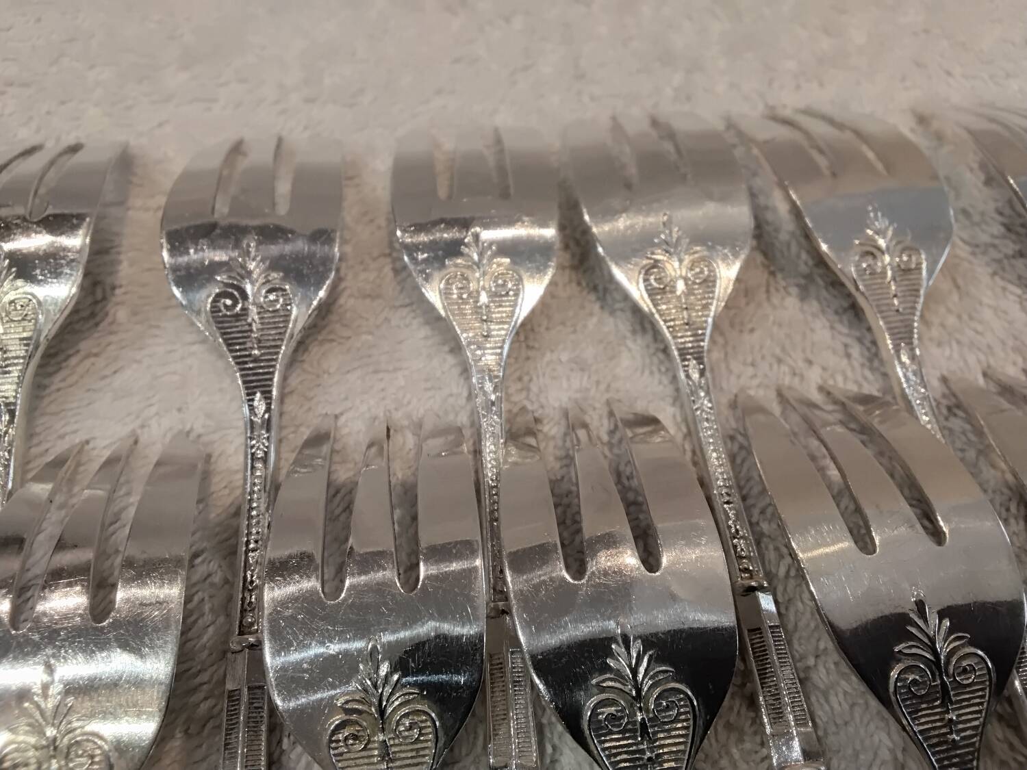 12 silver-plated cake forks, Ercuis goldsmith, Russian handle