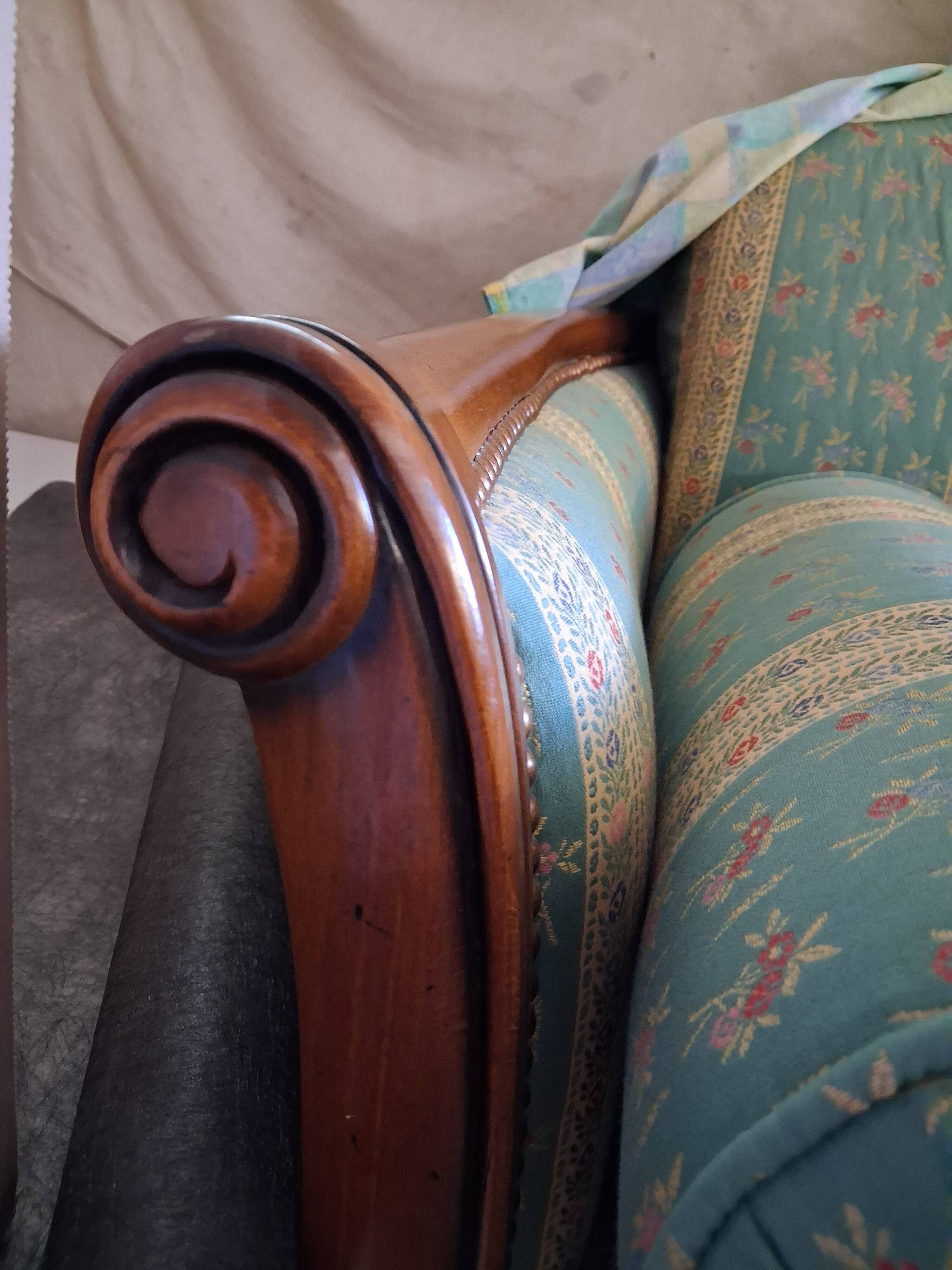 Two-seater sofa
