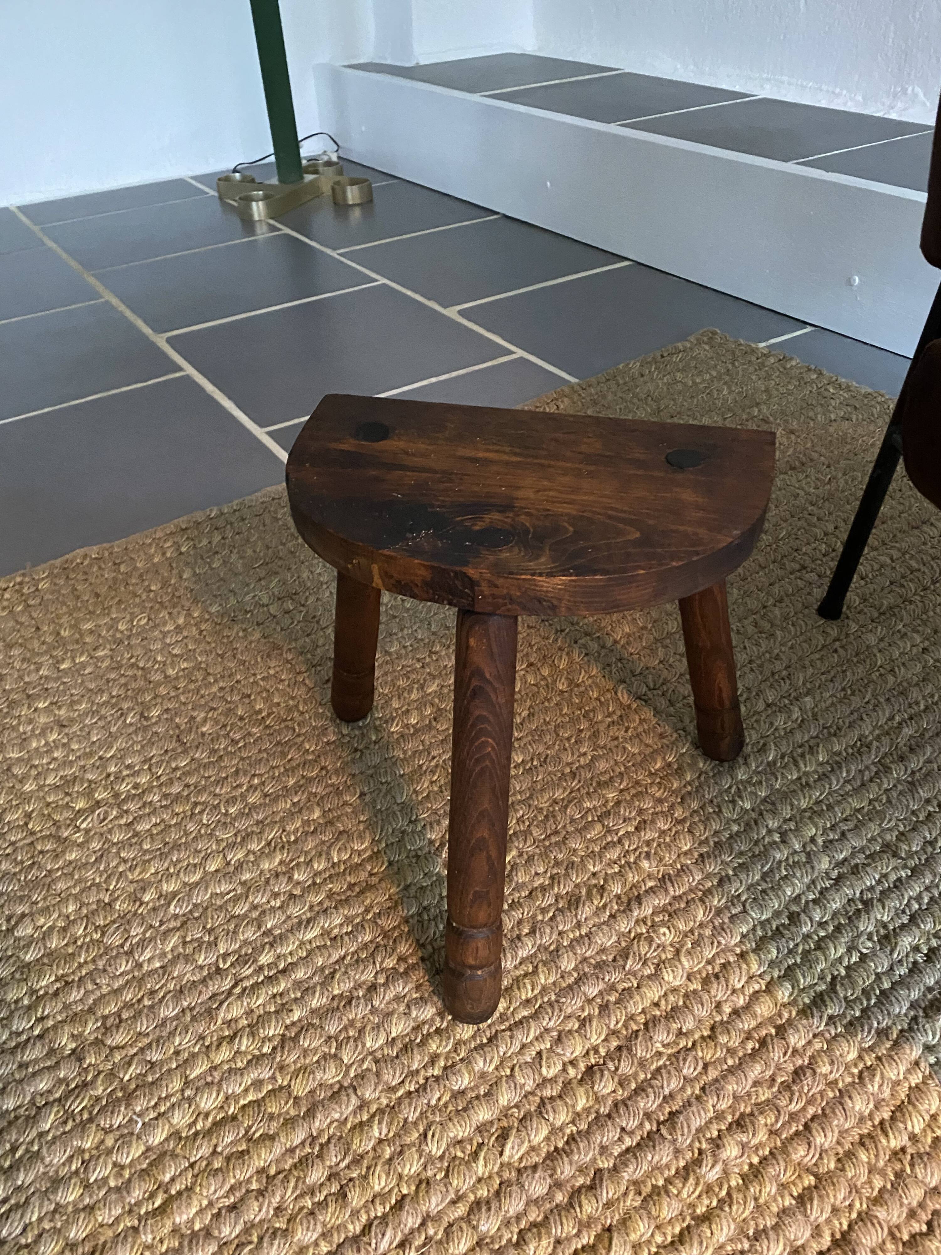 Tabouret de ferme bois tripode vintage