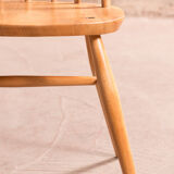 Set of 4 Windsor Quaker chairs by Lucian Ercolani for Ercol, United Kingdom, 1960s.