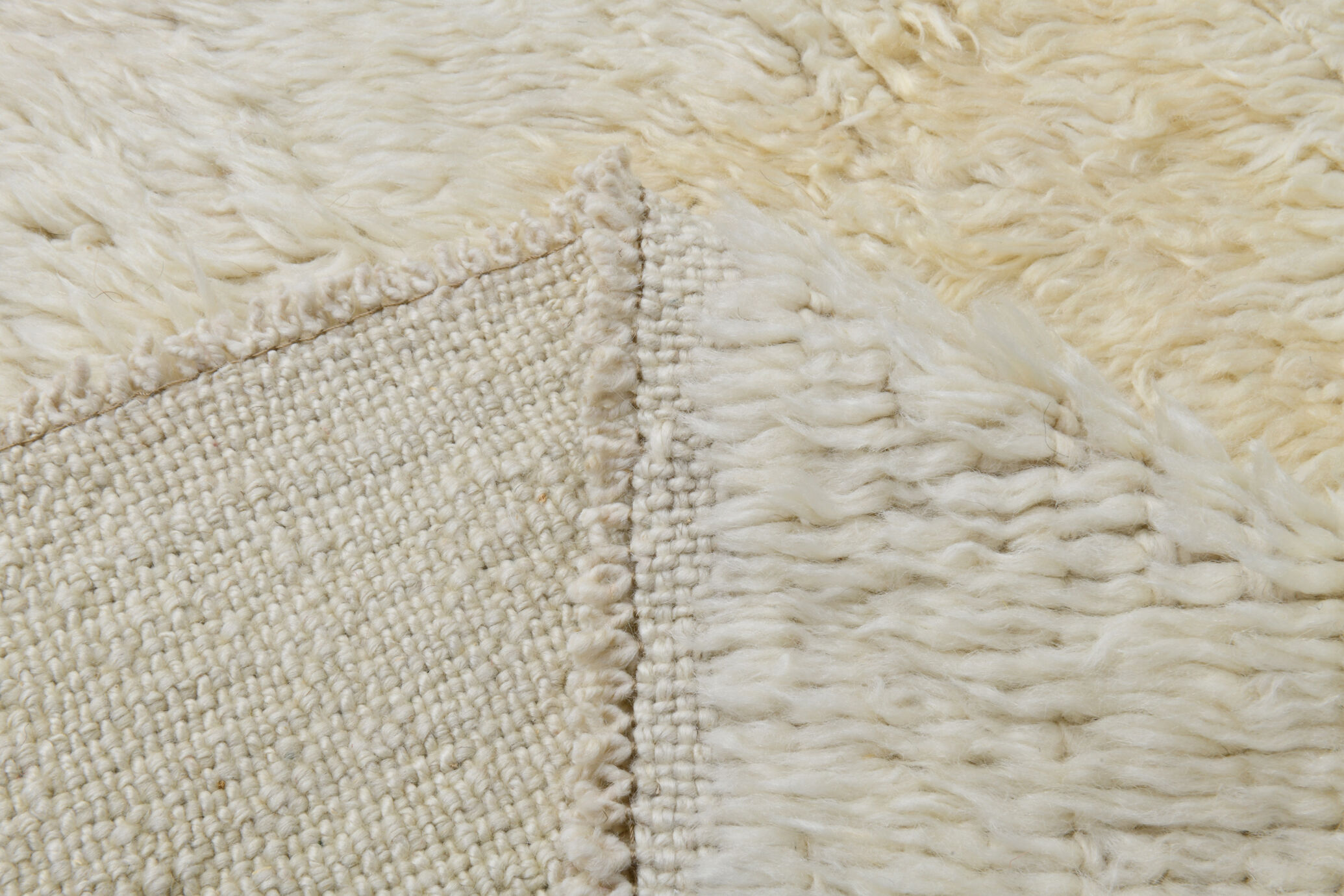 100% wool carpet rug 255x153cm