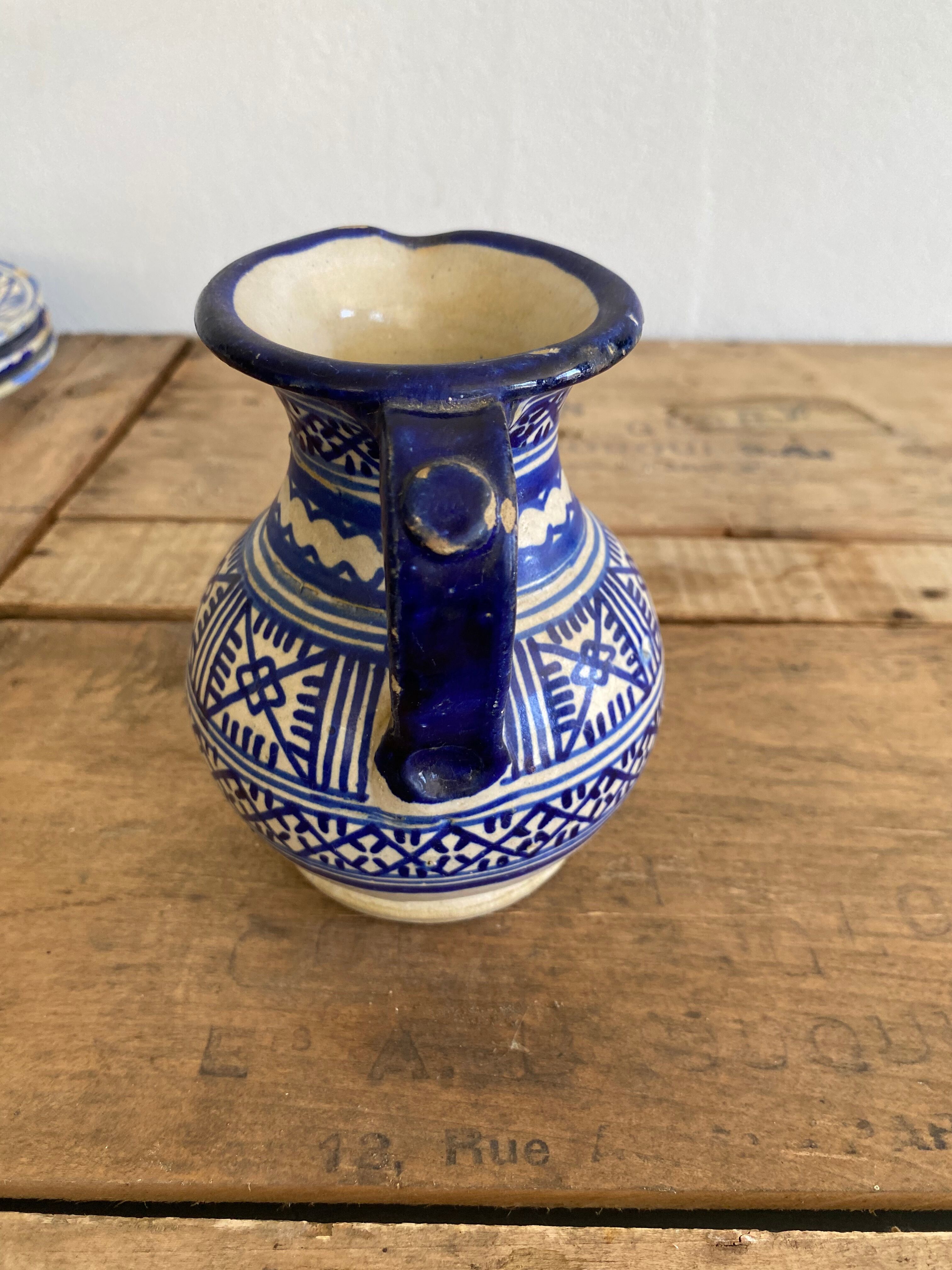 Pitcher of FEZ, hand-painted decoration