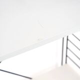 Tomado floor shelf in shades of gray