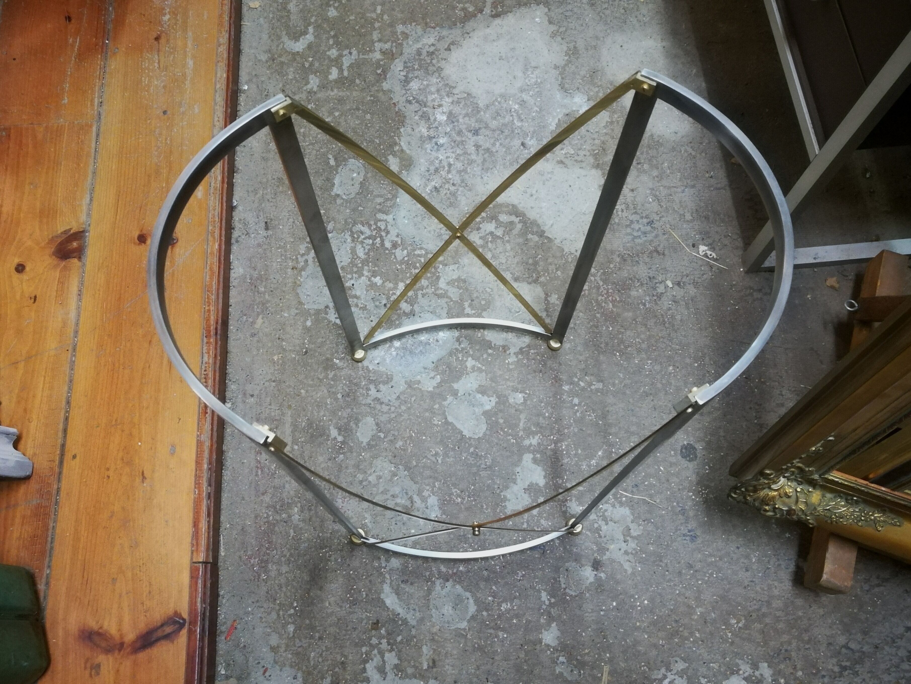 Brushed and gilded metal lounge table