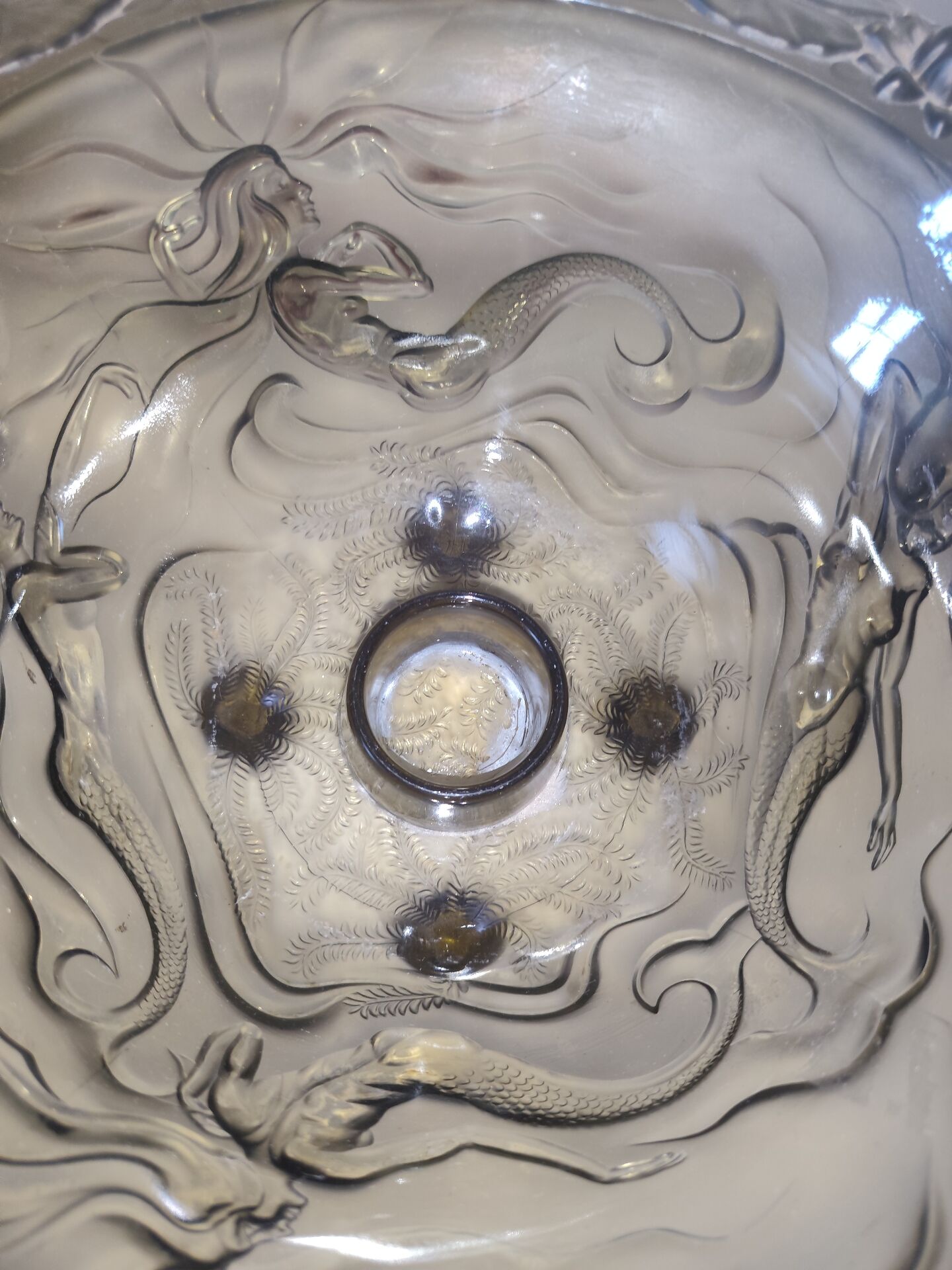 Vasque, vase pique-fleurs Art déco en verre