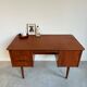 Bureau vintage en teck à deux faces