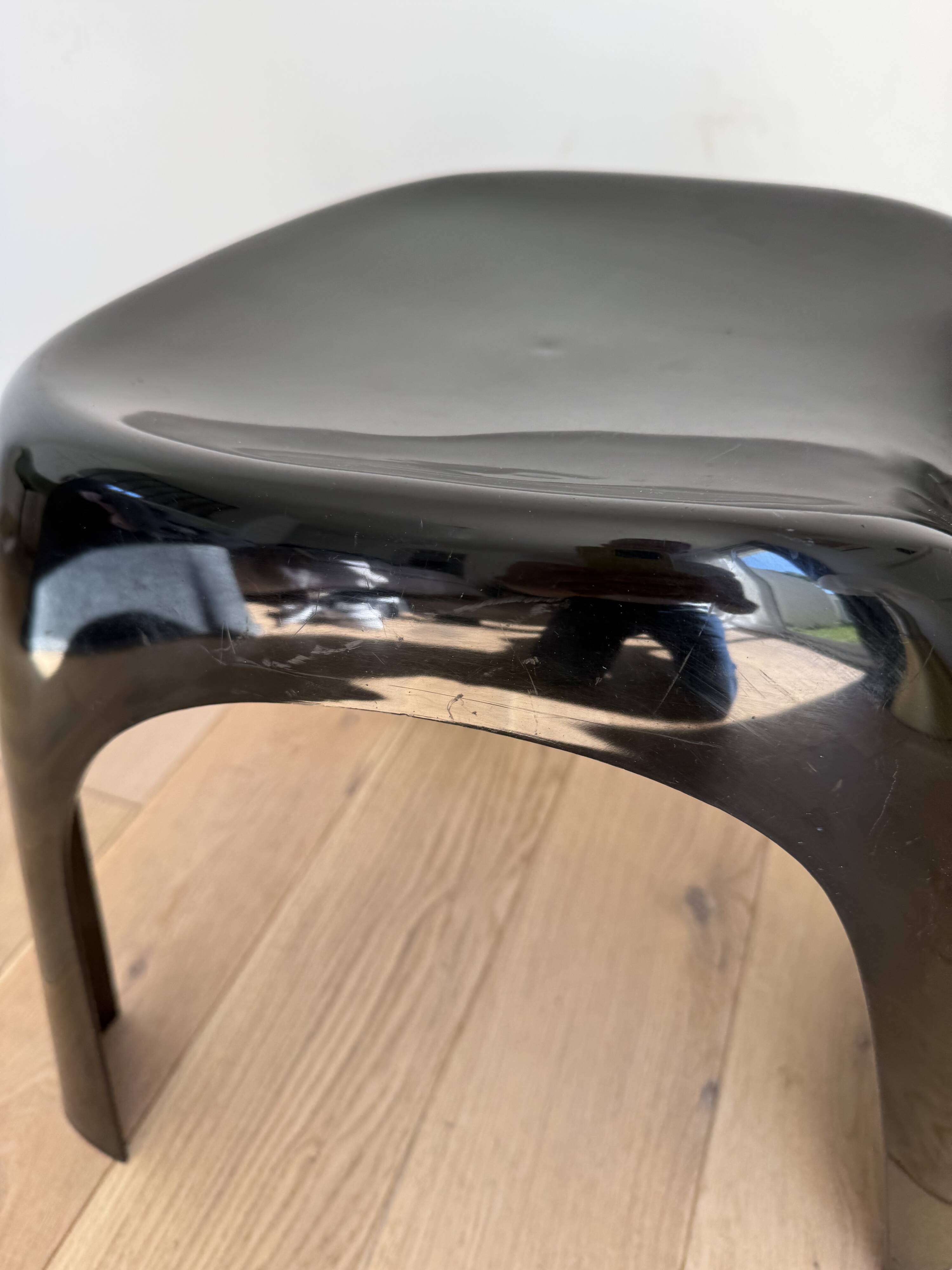 Stacki stool by Giorgina Castiglioni, Space Age, Sori Yanagi, Starck
