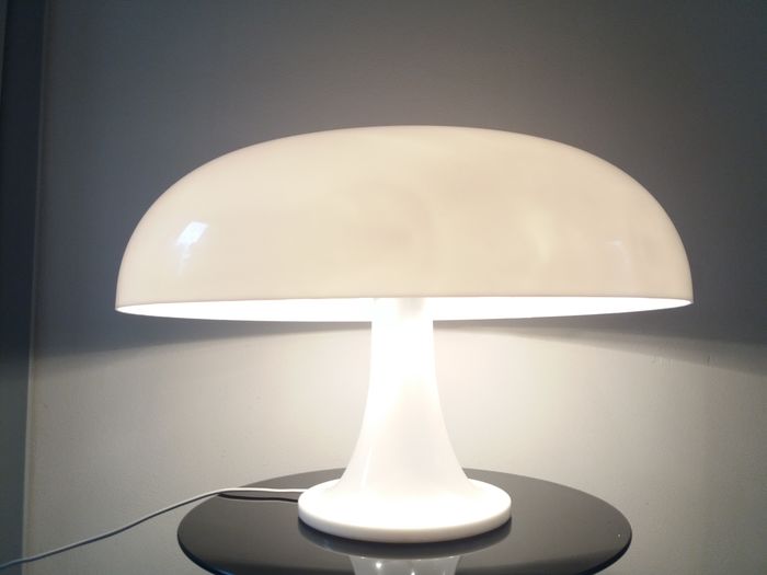 Nesso Artemide lamp