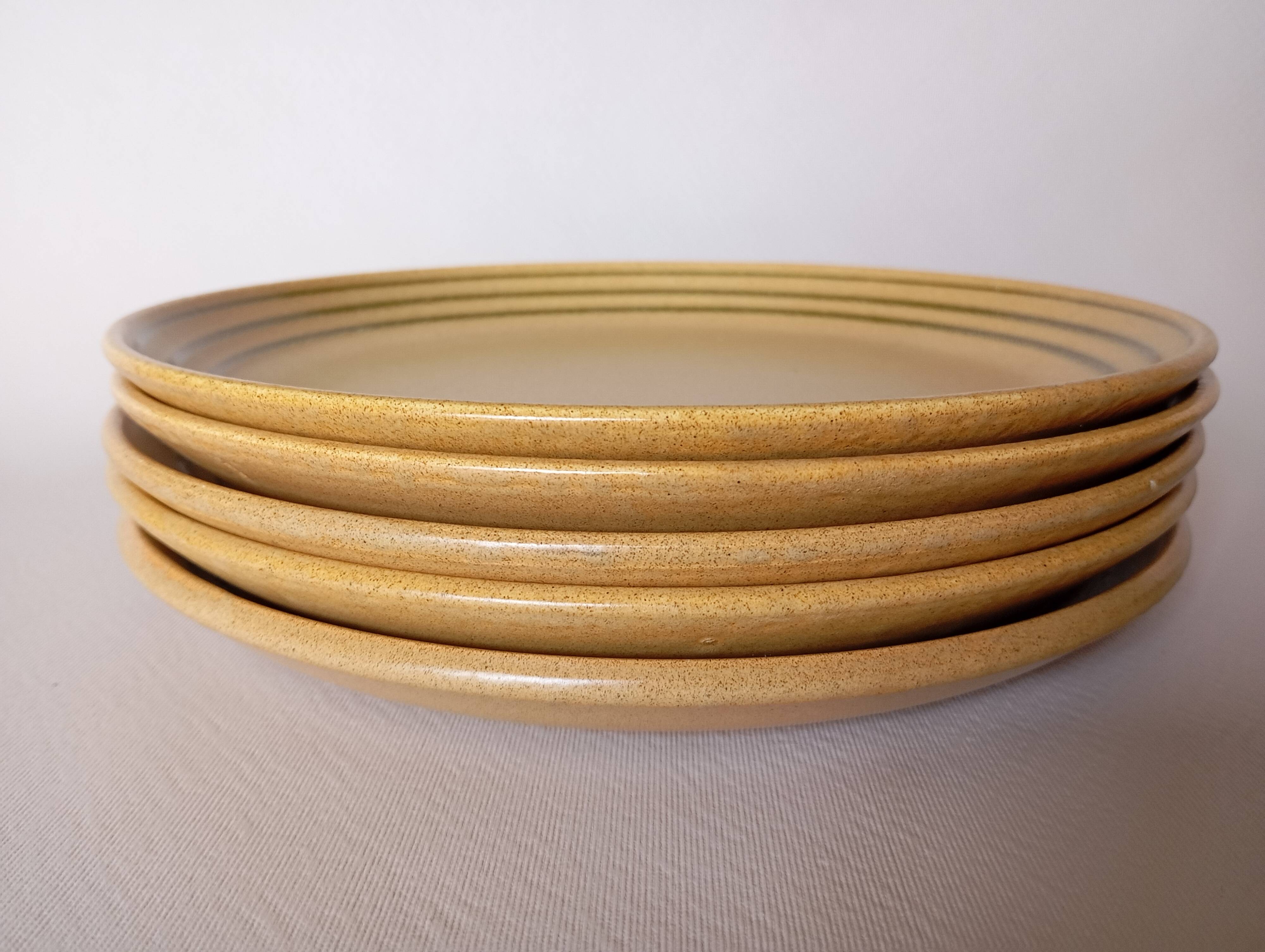 Sarreguemines "Chaumière" dinner plates