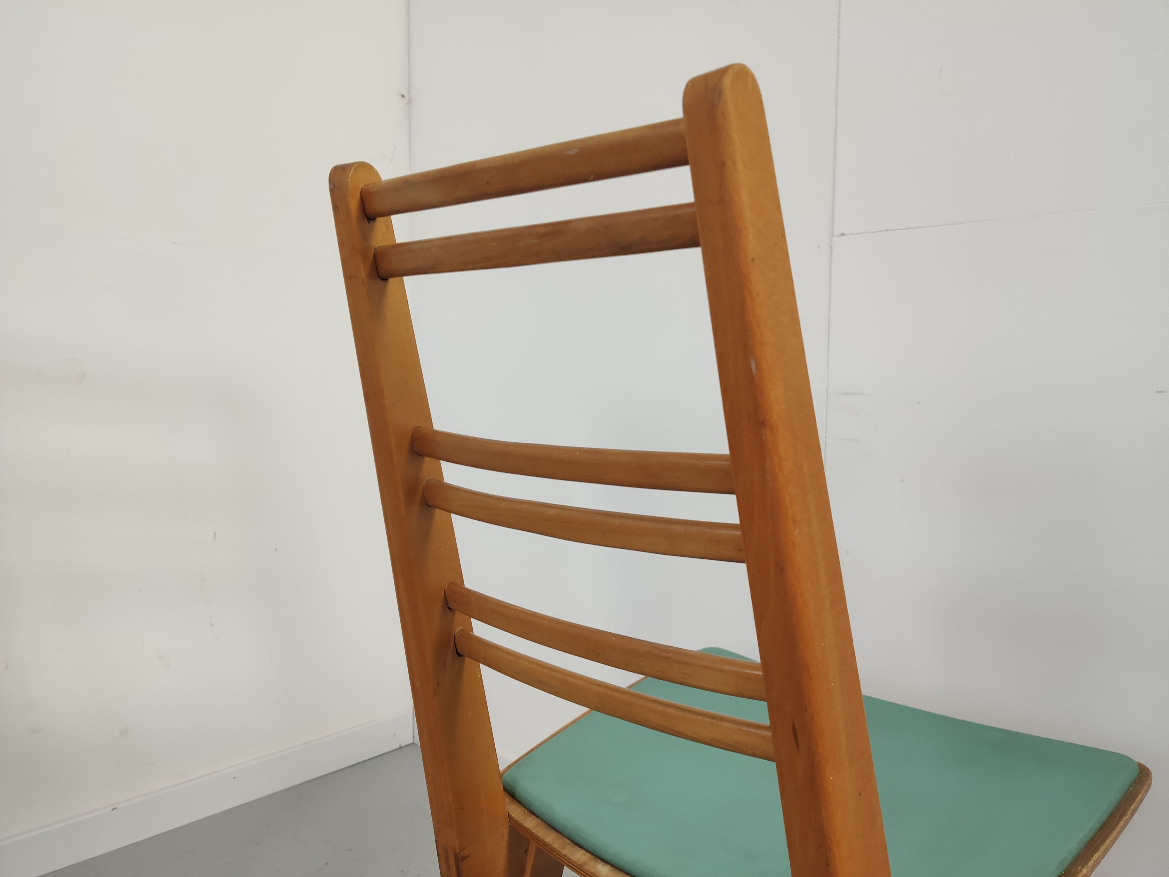 6 vintage chairs  1950