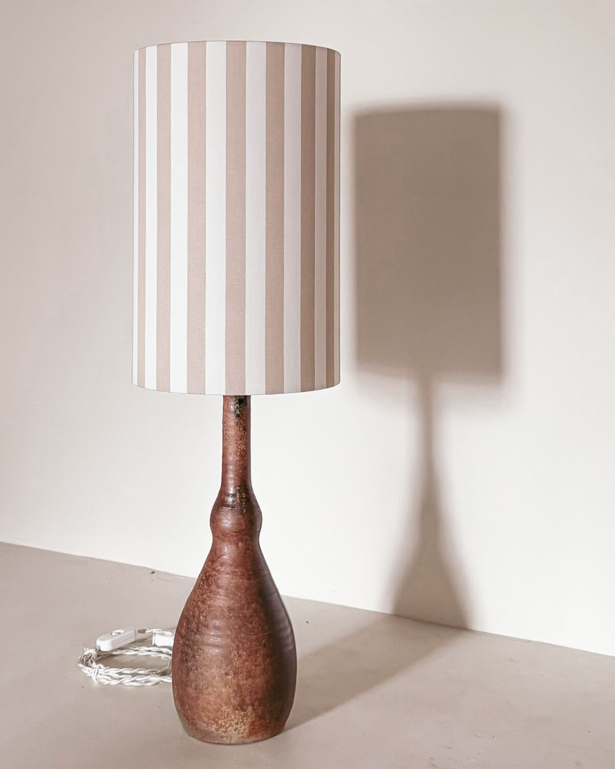 Large table lamp in stoneware