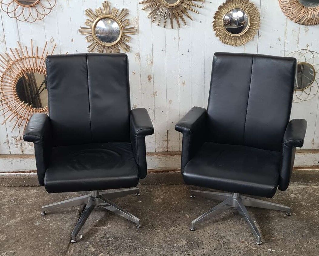 Pair of vintage armchairs