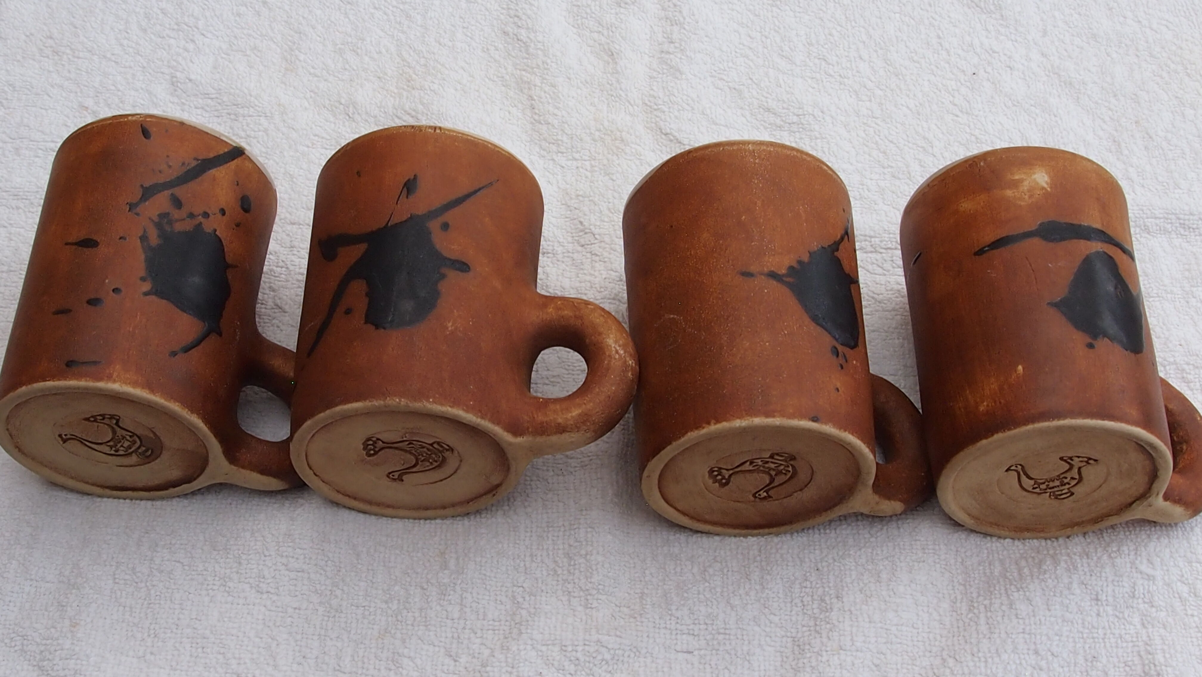 Mugs pottery of the dove