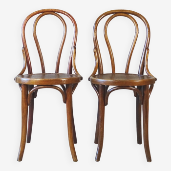 Set of 2 Thonet wooden seat bistro chairs N°18 1/2, Circa 1920
