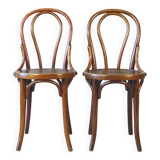 Set of 2 Thonet wooden seat bistro chairs N°18 1/2, Circa 1920