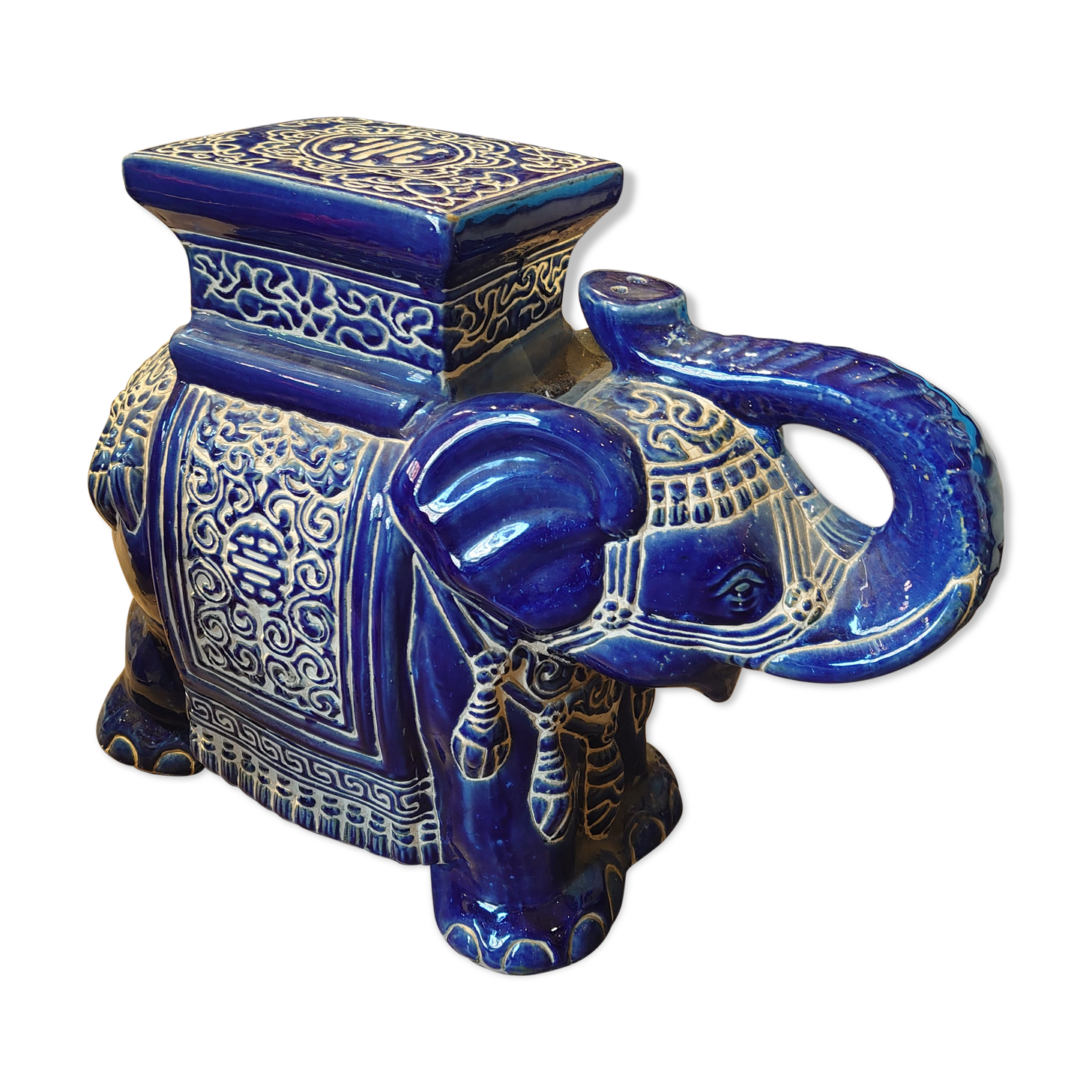 Blue Asian elephant in porcelain