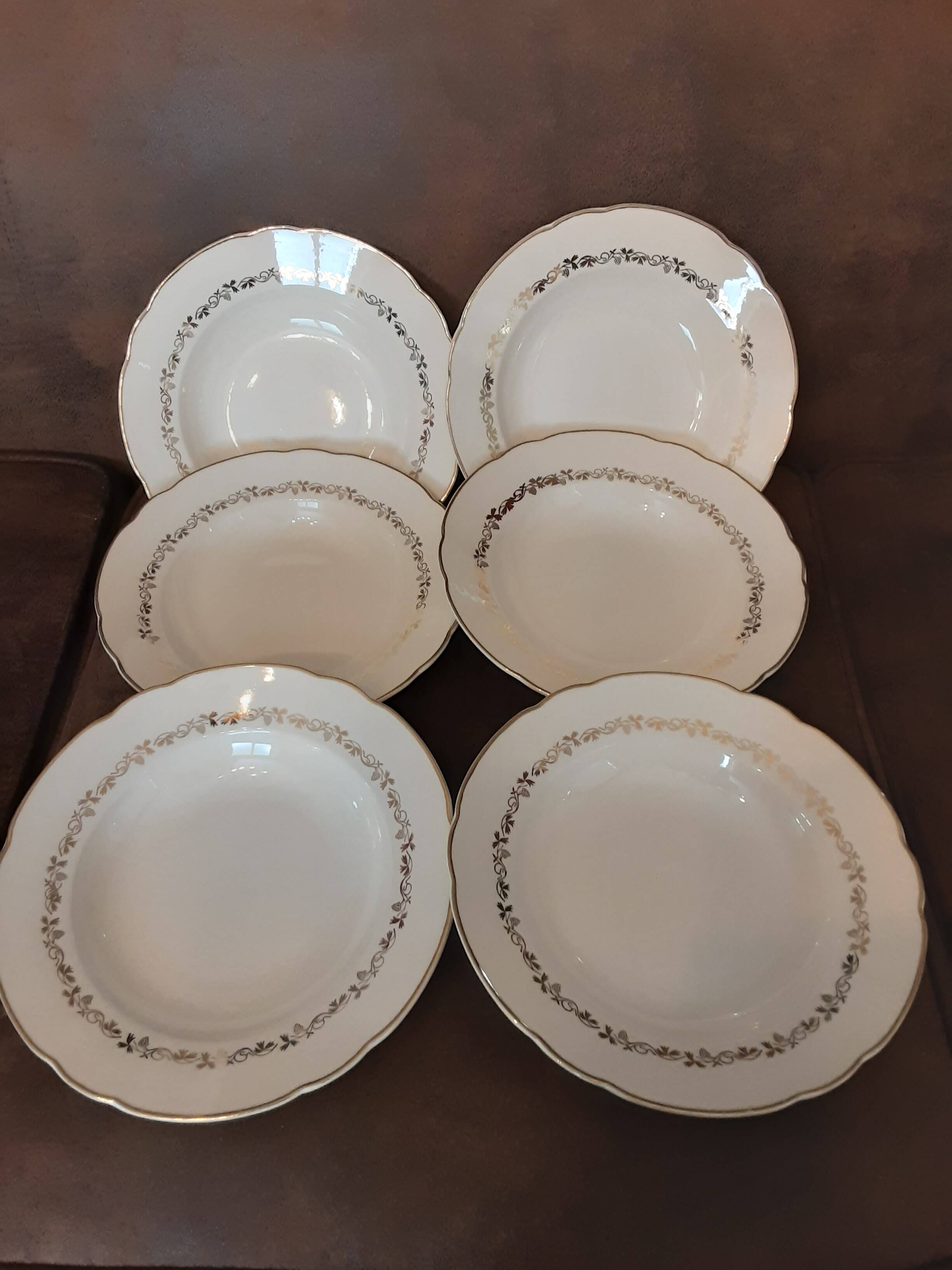 Set of 6 Willeroy and Boch soup plates
