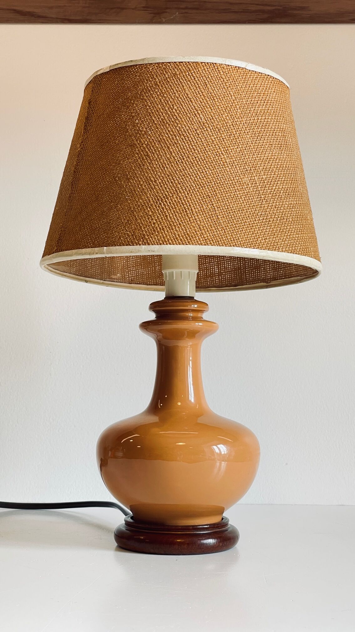 Ceramic lamp wood and vintage jute
