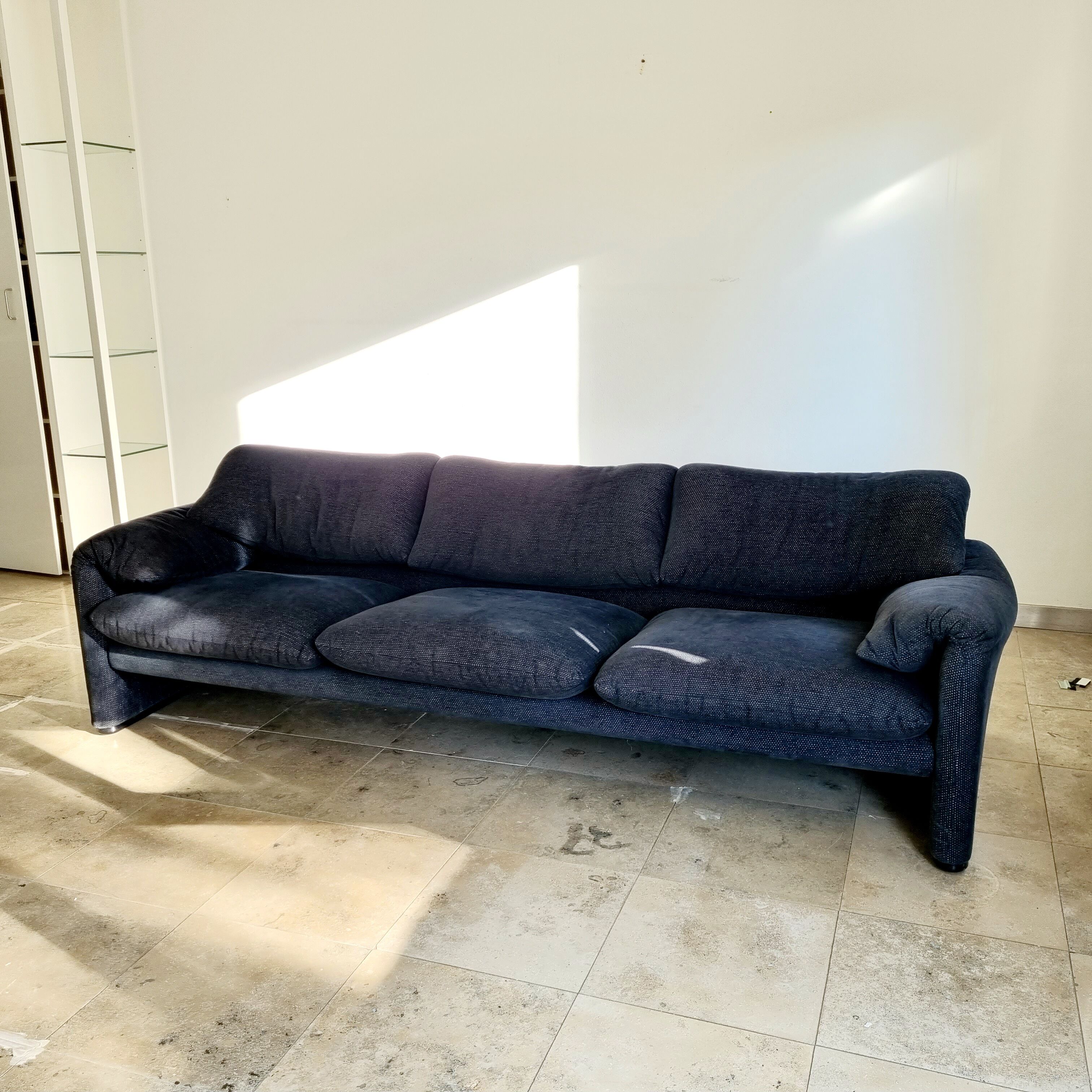 Maralunga 3 seater sofa by Vico Magistretti for Cassina
