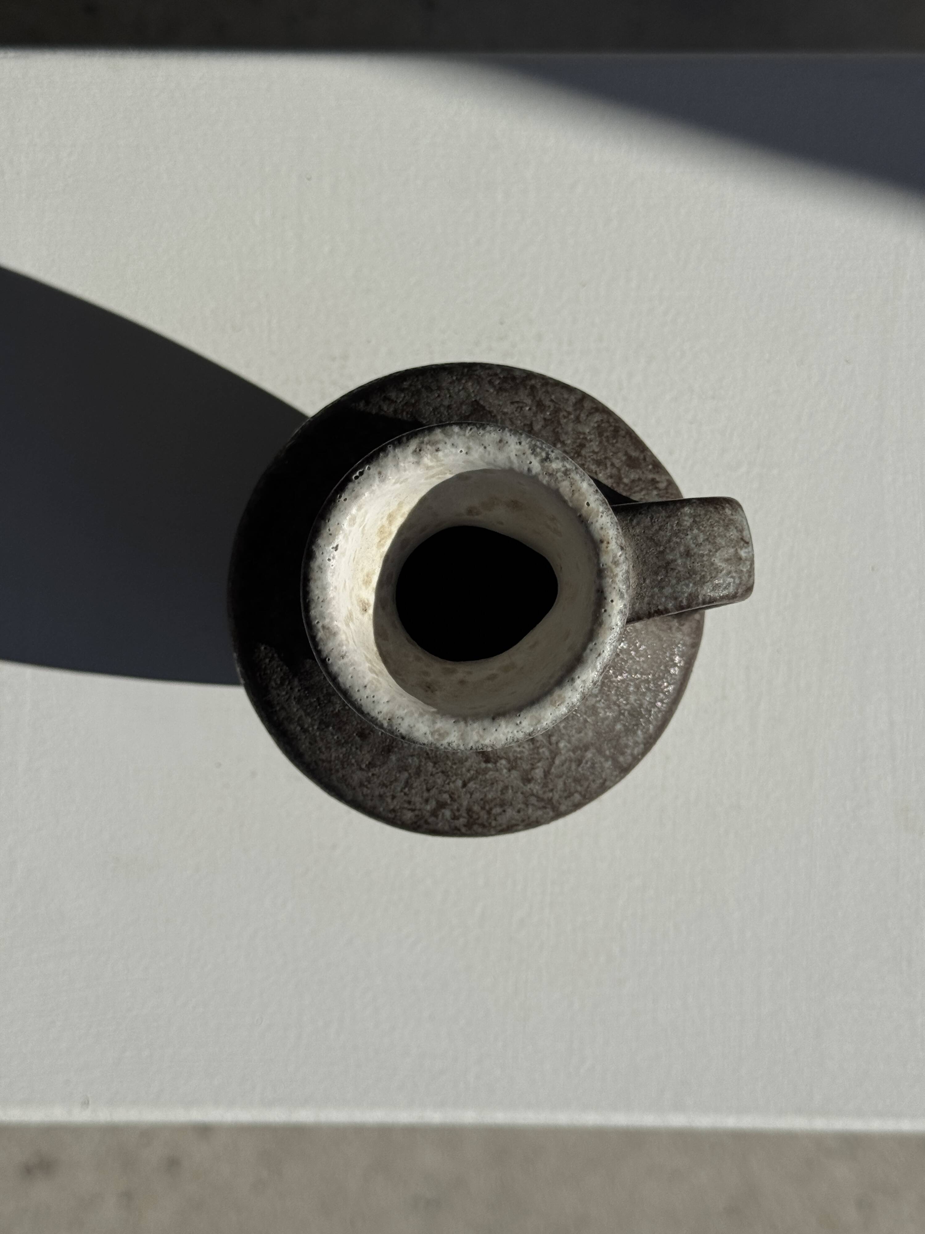 Mini grey stoneware carafe H13 D9
