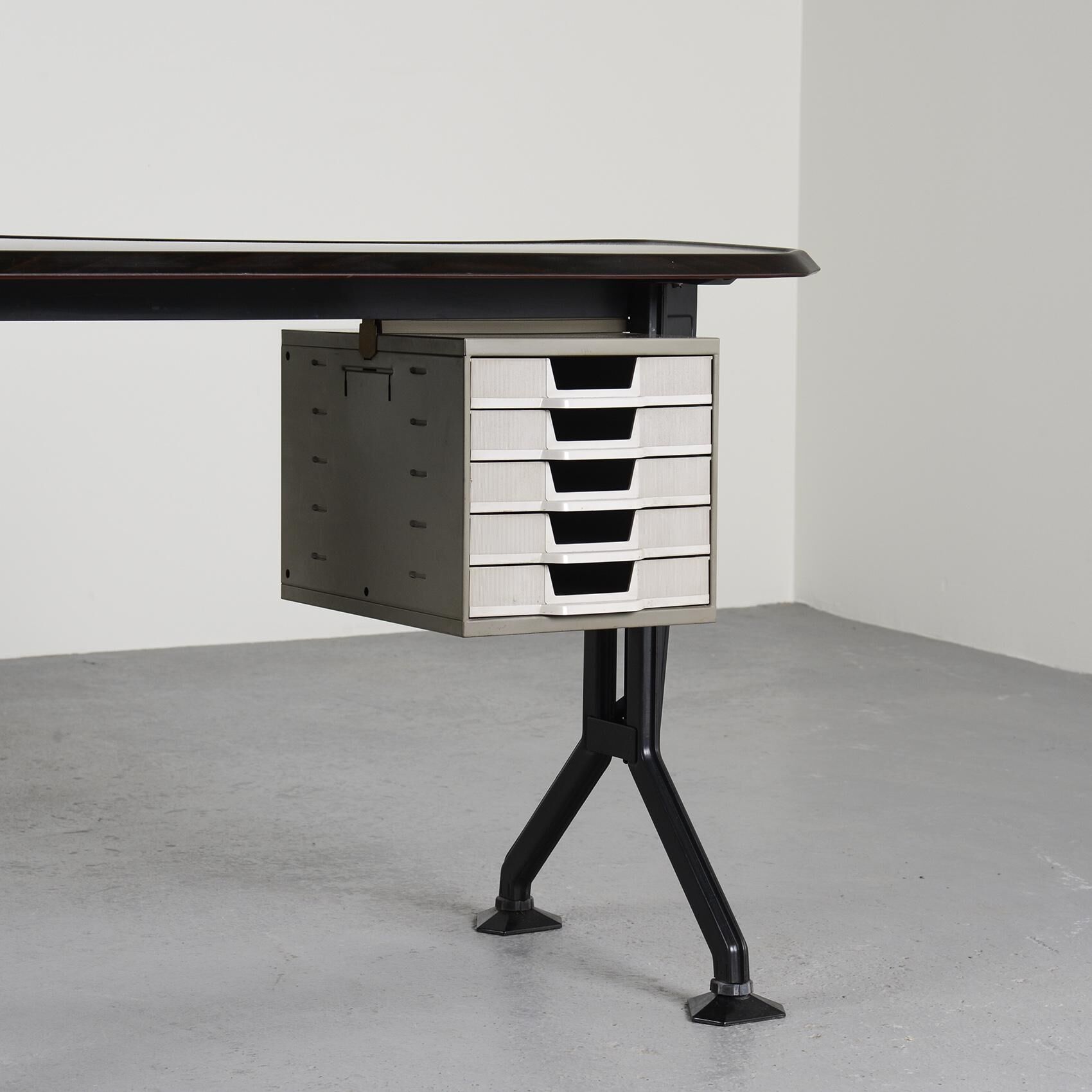 ARKO Lady Model Office by B.B.P.R, Olivetti Synthesis, 60s