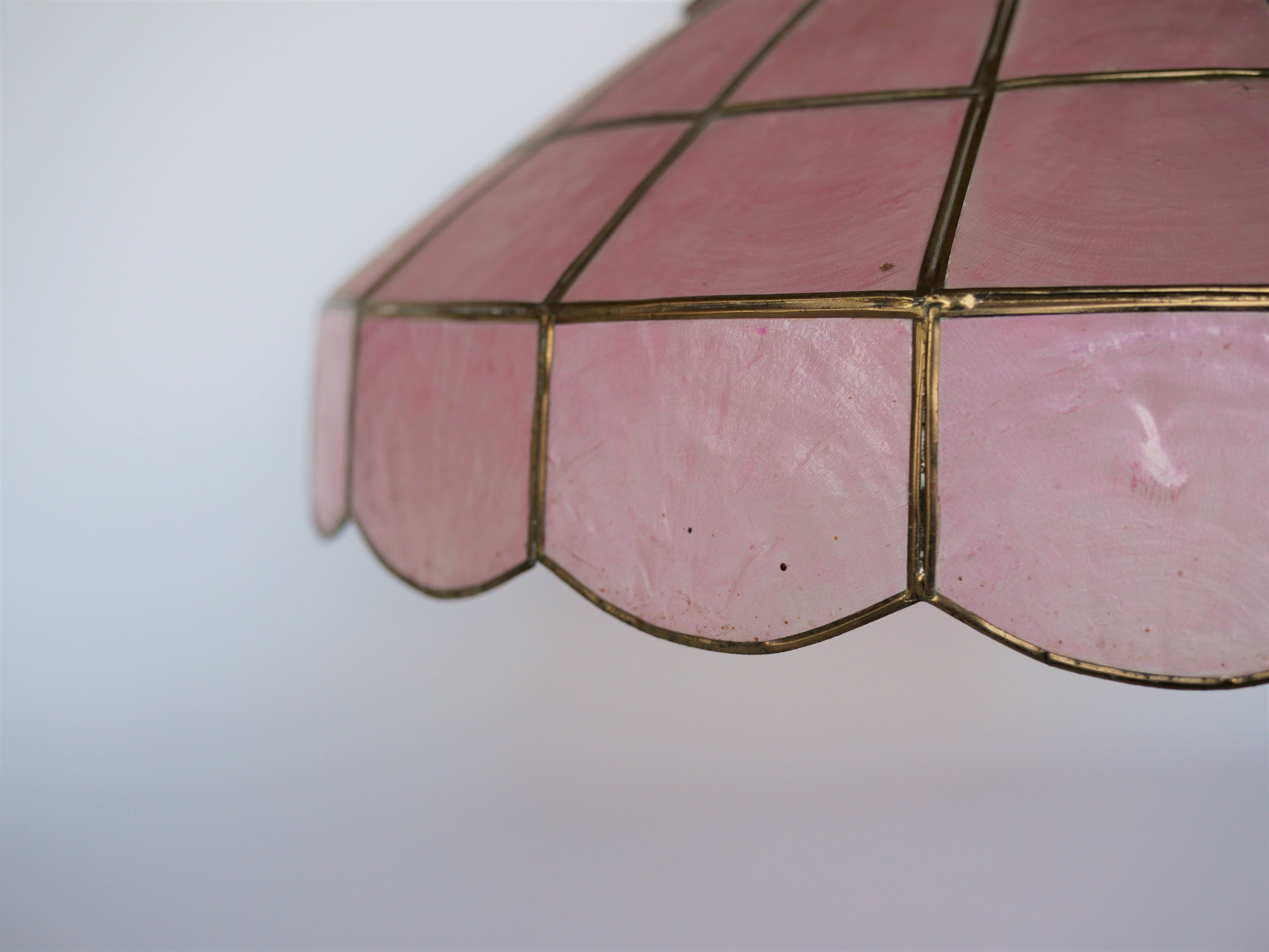 Suspension vintage en nacre rose