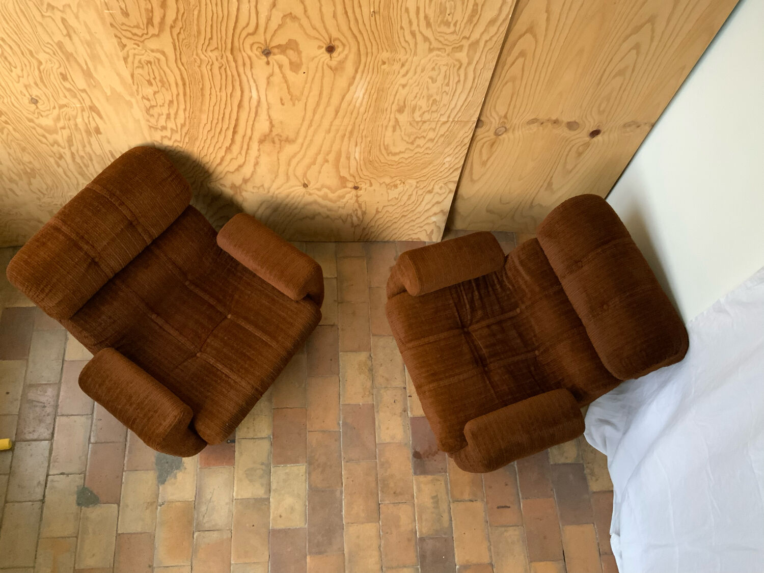 Paire de fauteuils 70s