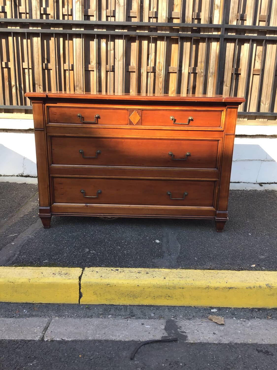 Commode roche bobois en bois massif patine