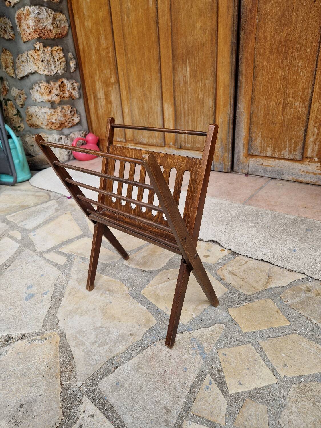 Scandinavian magazine holder Cees Braakman