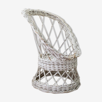 White rattan basket child armchair