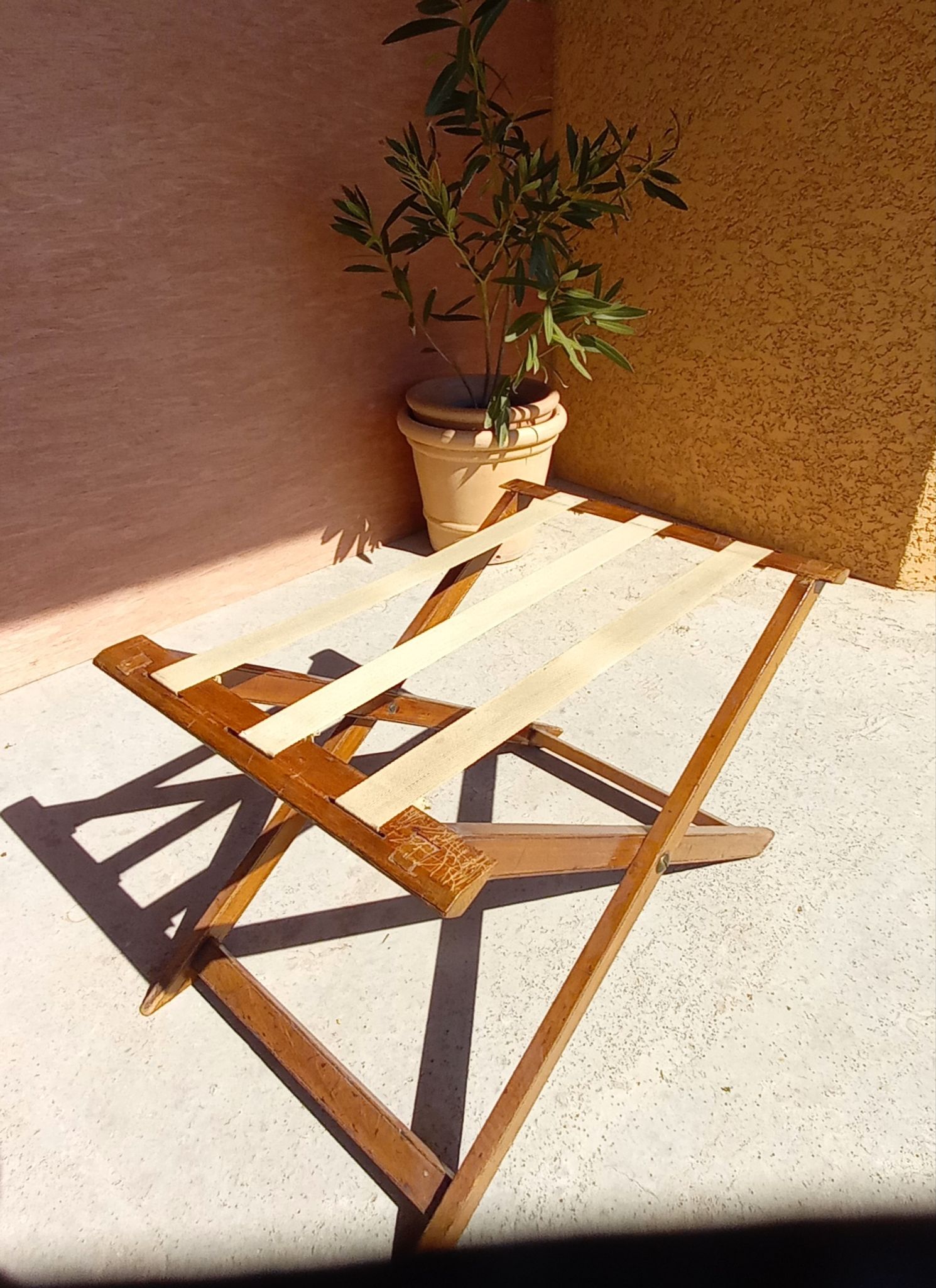 Boat coffee table