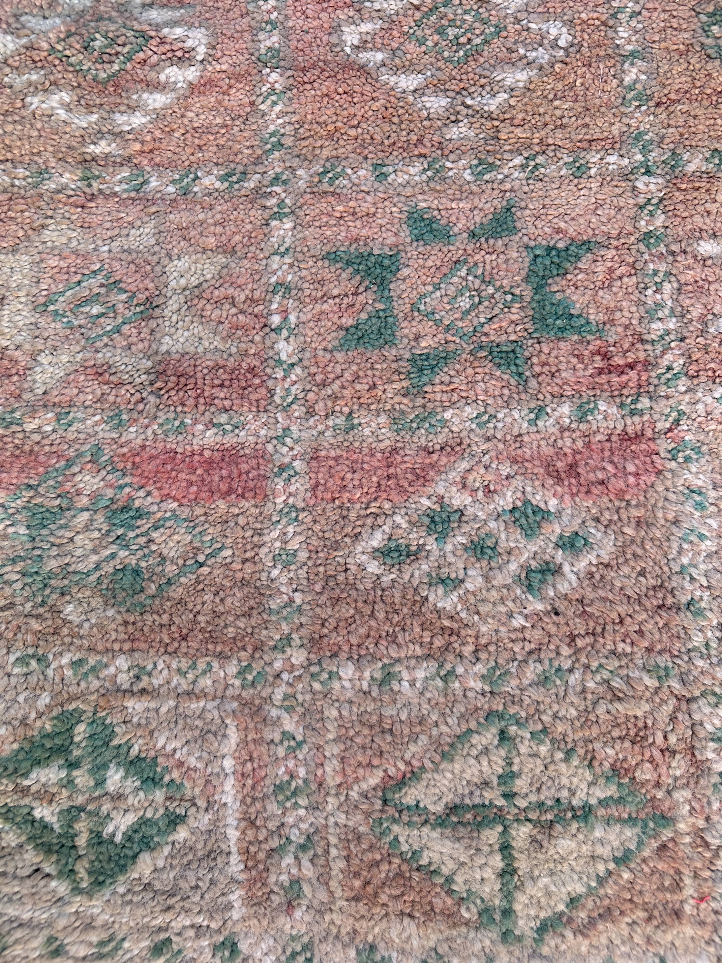 Moroccan carpet - 193 x 337 cm