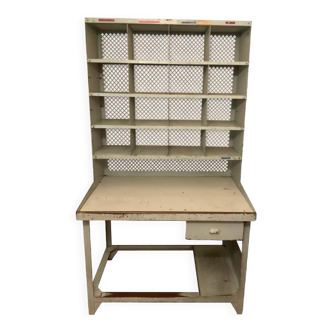 Post office / vintage postal sorting