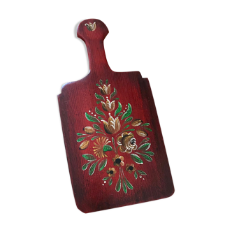 Decorated wooden board