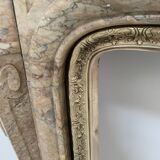Cheminée de style Louis XV en marbre de breche rouge XIX siècle