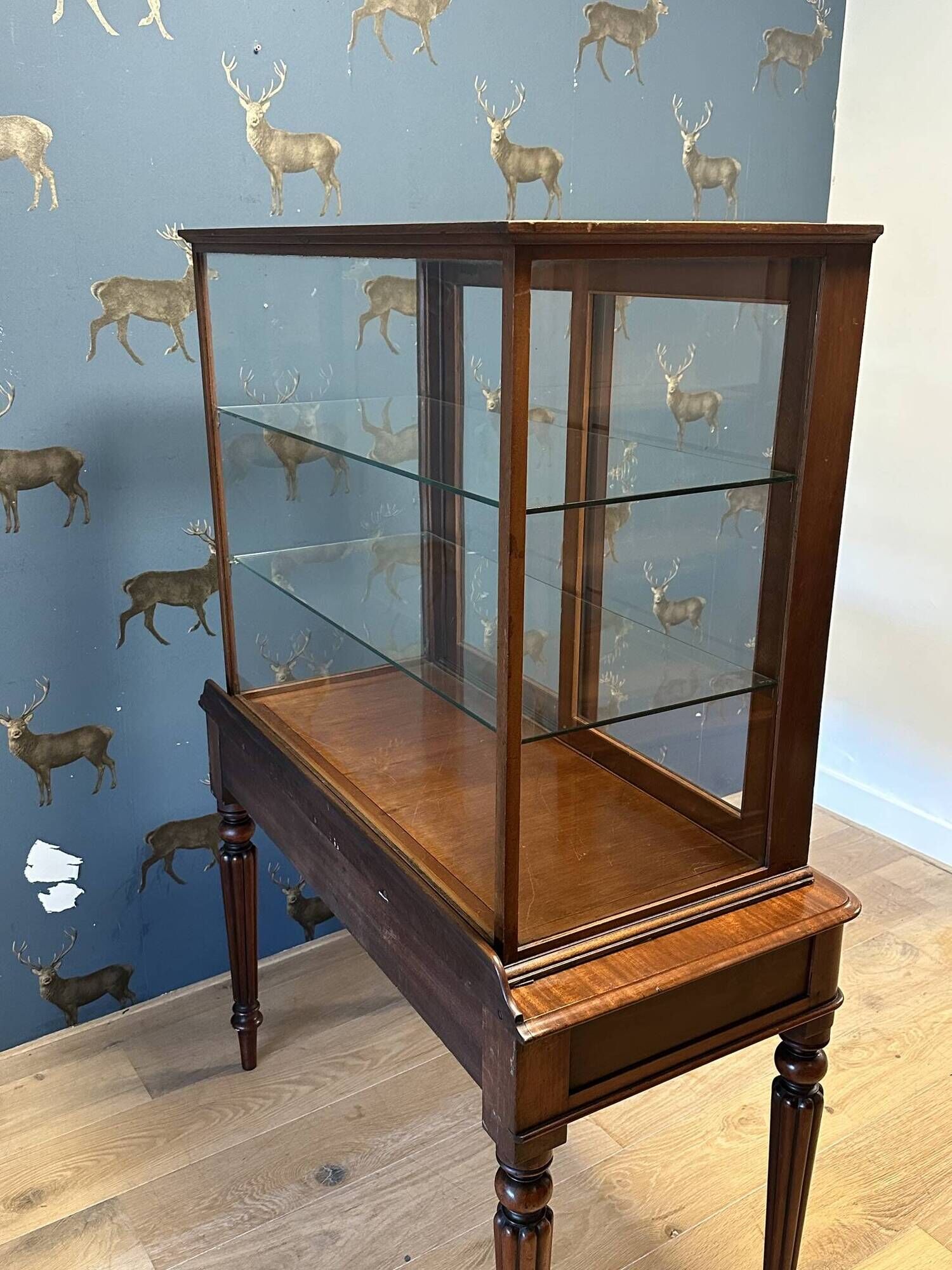 petit meuble vitrine