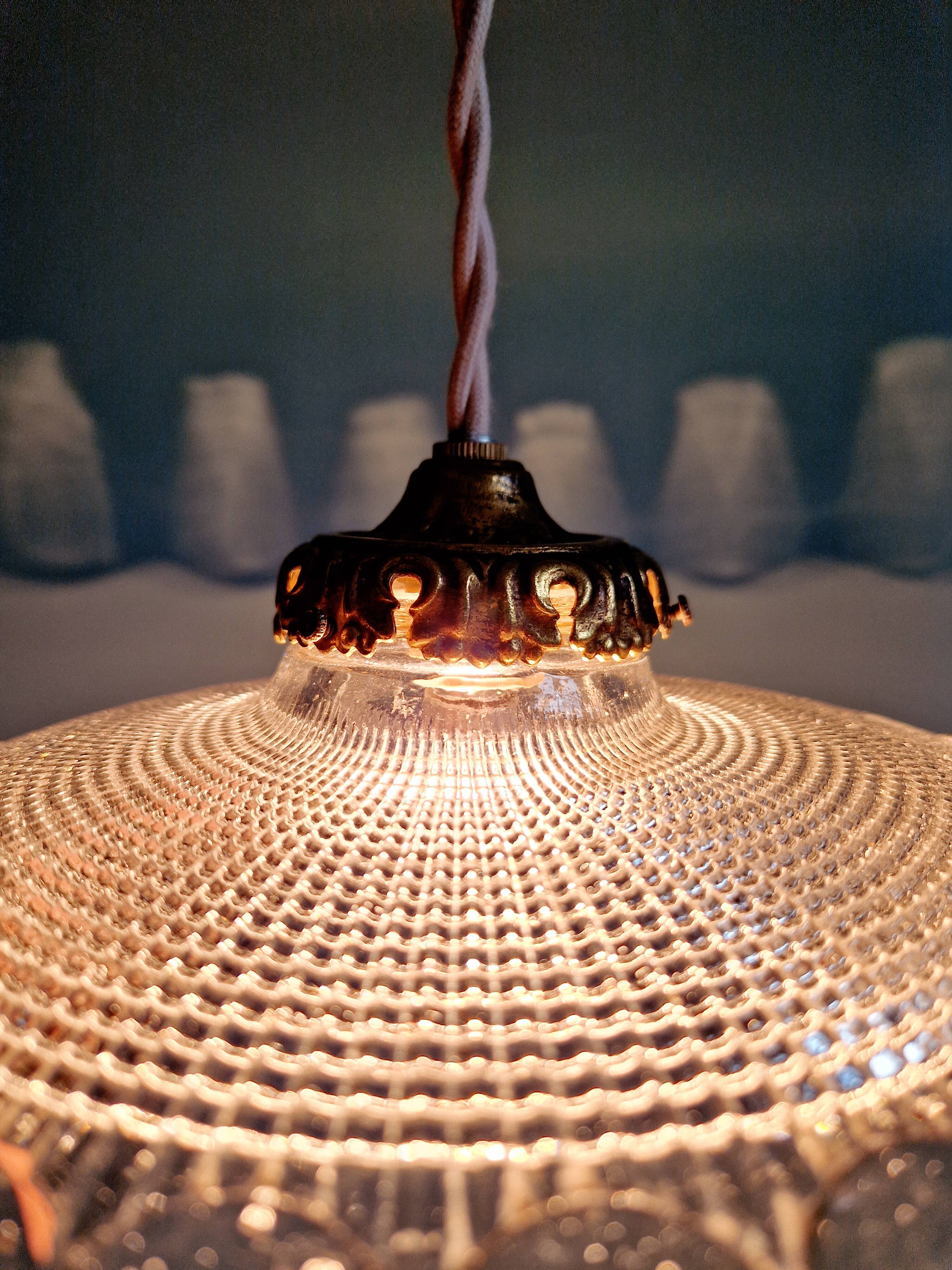 Art Deco pendant/portable lamp in clear glass, 1920s-30s